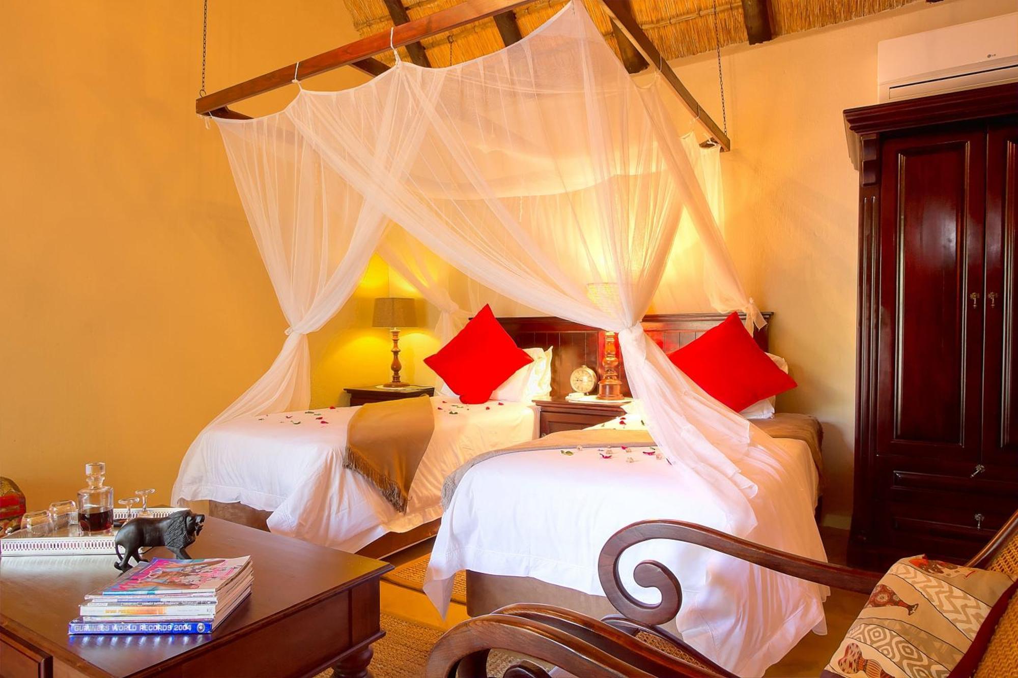 Mvuradona Safari Lodge Marloth Park Chambre photo